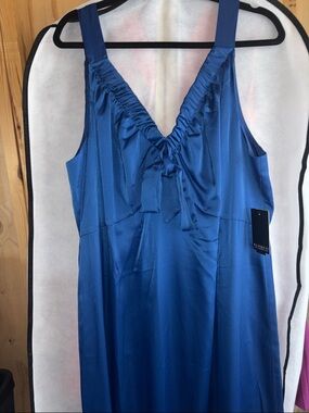 Eloquii Blue Maxi Dress with V-Neck Tie soft and silky size 16